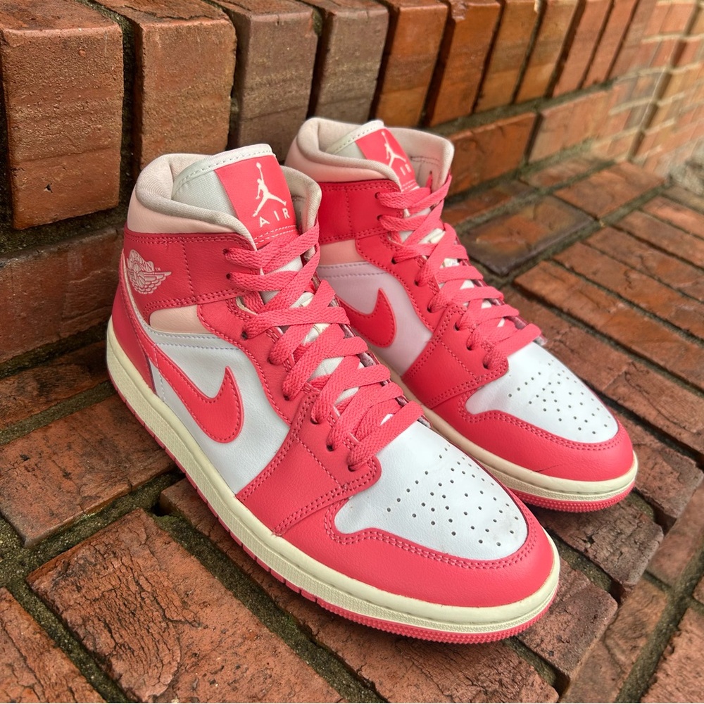NIKE Air Jordan 1 Mid "Strawberries and Cream" sneakers. Women’s size 8